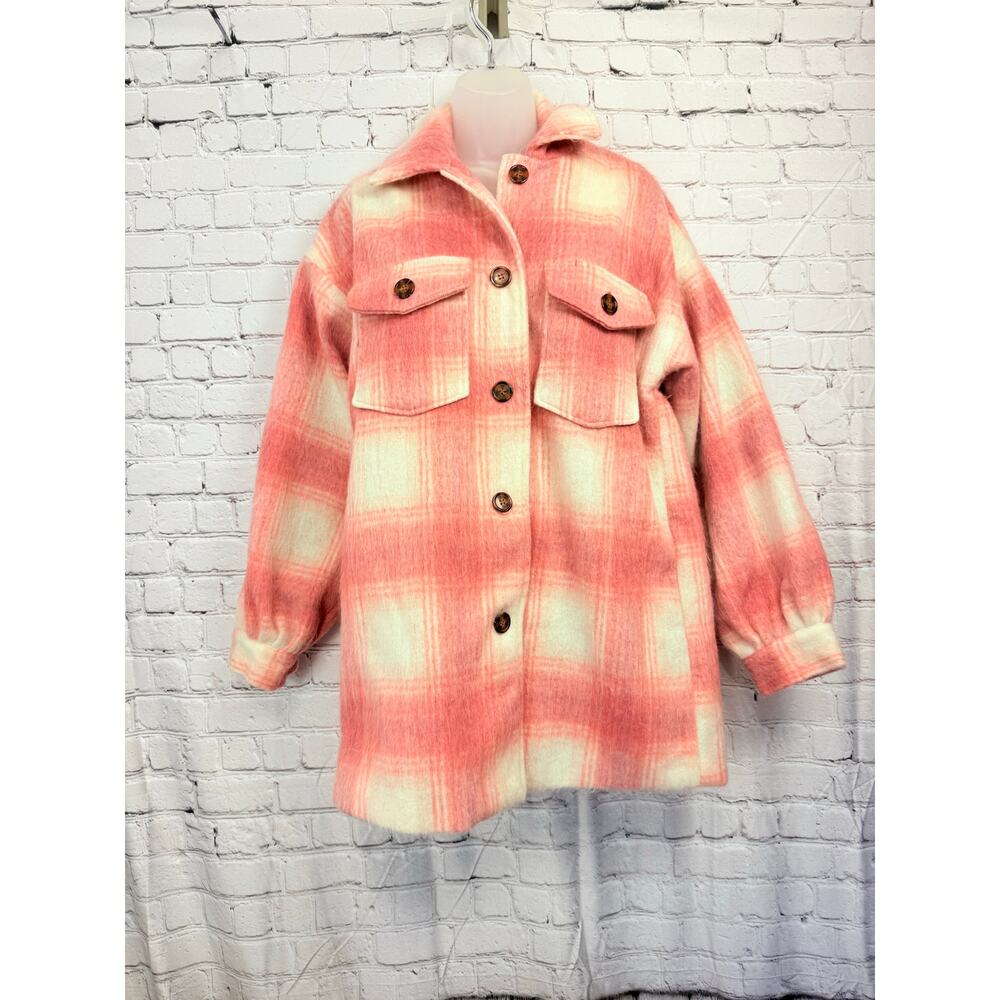 Forever 21 with Purpose Pink & White Fuzzy Shacket Size Small
